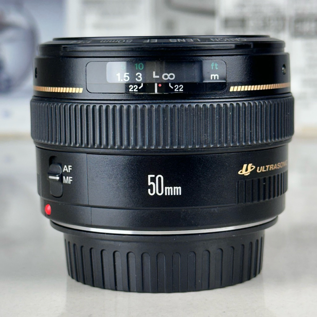 Canon EF 50mm 1.4