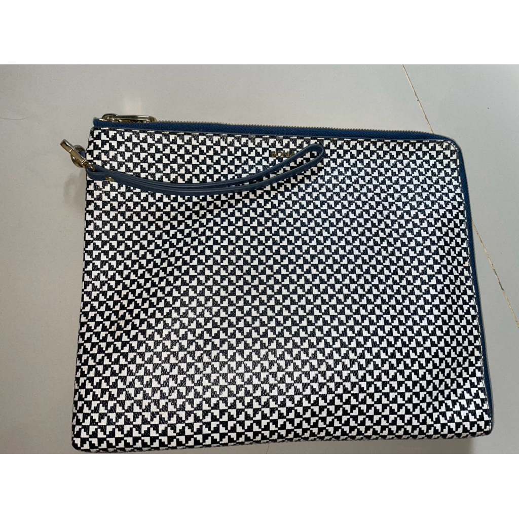 Preloved Clutch BONIA