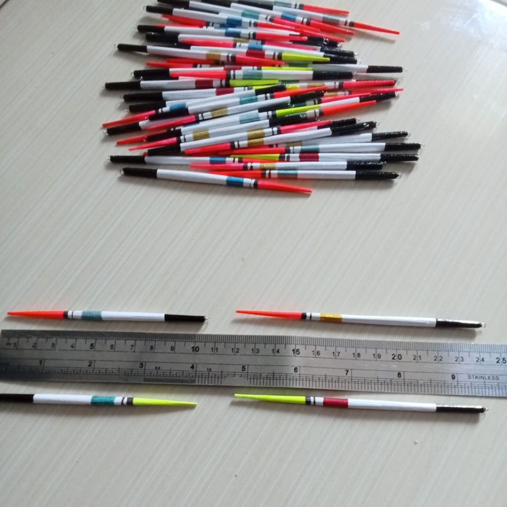 Pelampung Pancing Jarum Kawat 10 cm sama 12 cm