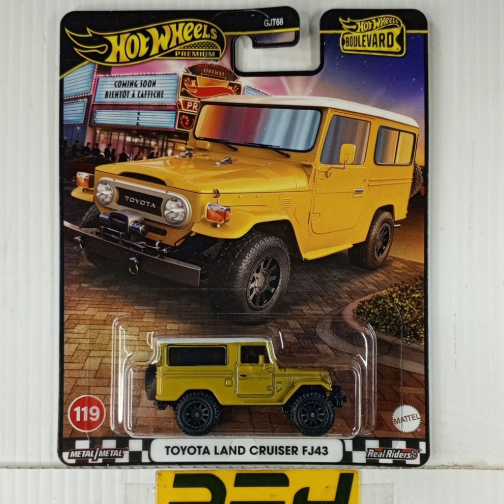 Hotwheels Premium Toyota Land Cruiser FJ43 kuning