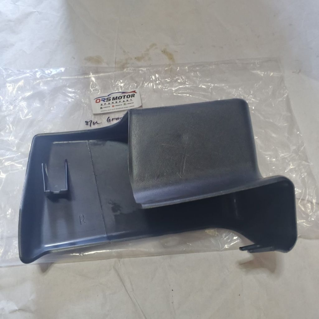 Kuping Bemper / Tanduk Bemper / Kumis Bemper Belakang Kanan (R/H) Toyota Kijang 5K / Kijang Grand / 