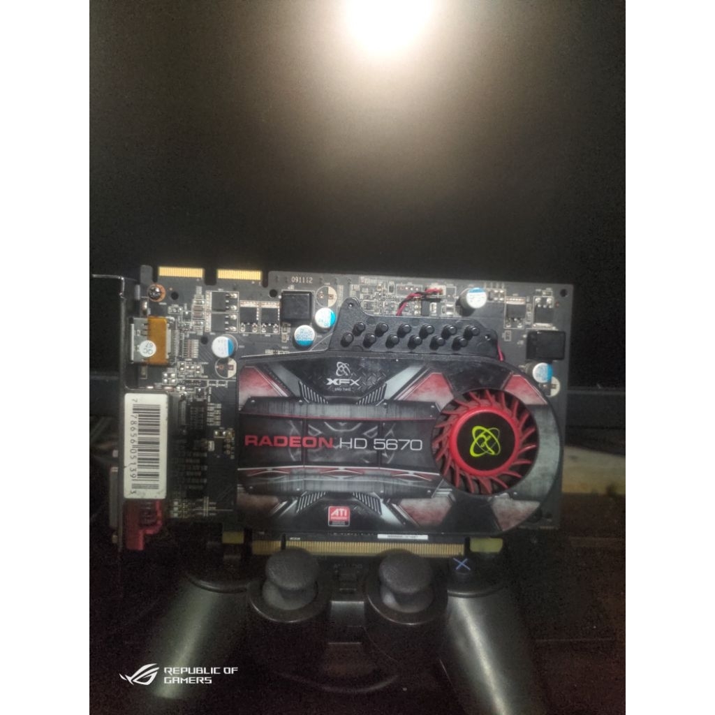VGA xfx Radeon hd5670 ddr5 128bit 1gb normal