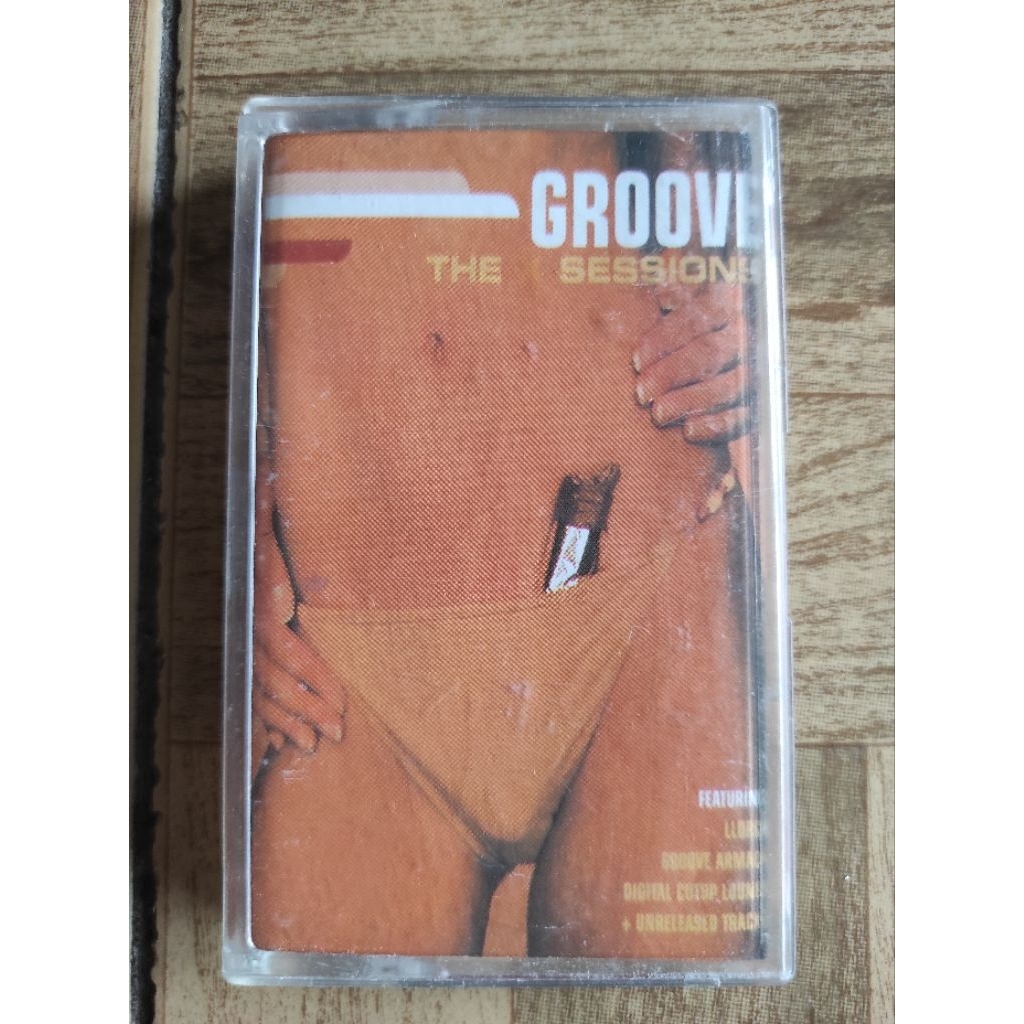 kaset pita  GROOVE "the sessiaons"