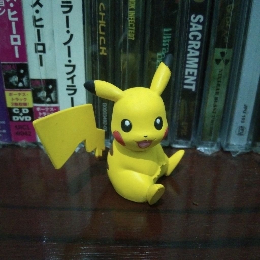Pokemon Takara Tomy moncolle Pikachu 3