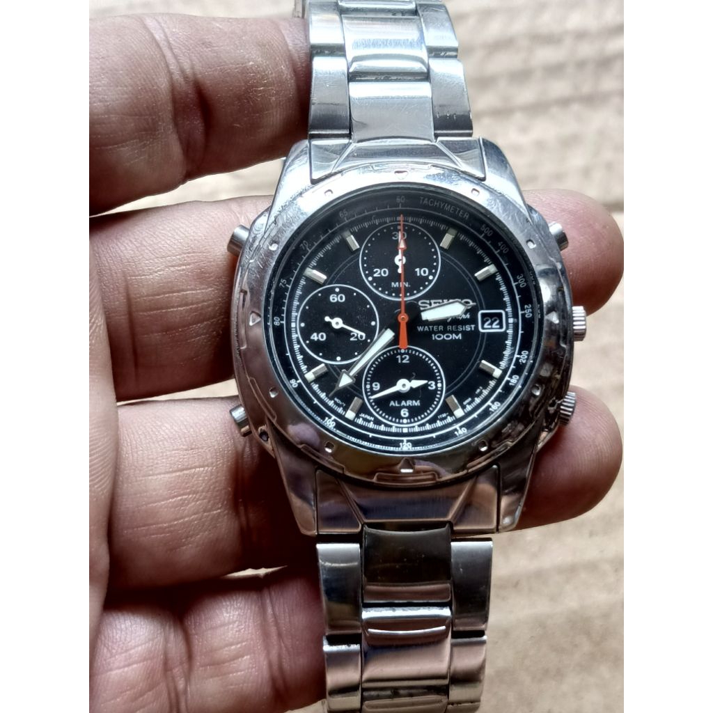 jam Seiko crono alarm aktif 7T32-6M00