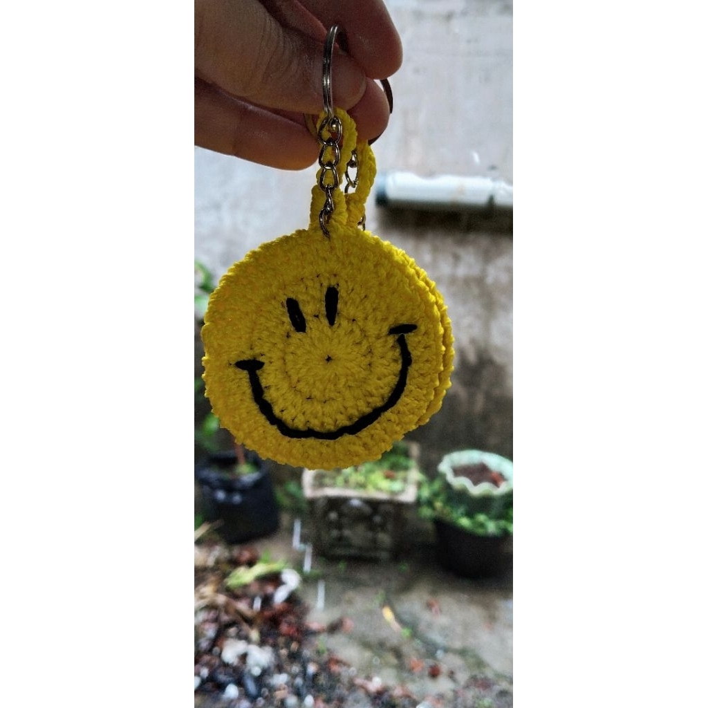 Ganci emoticon rajut/handmade/souvenir