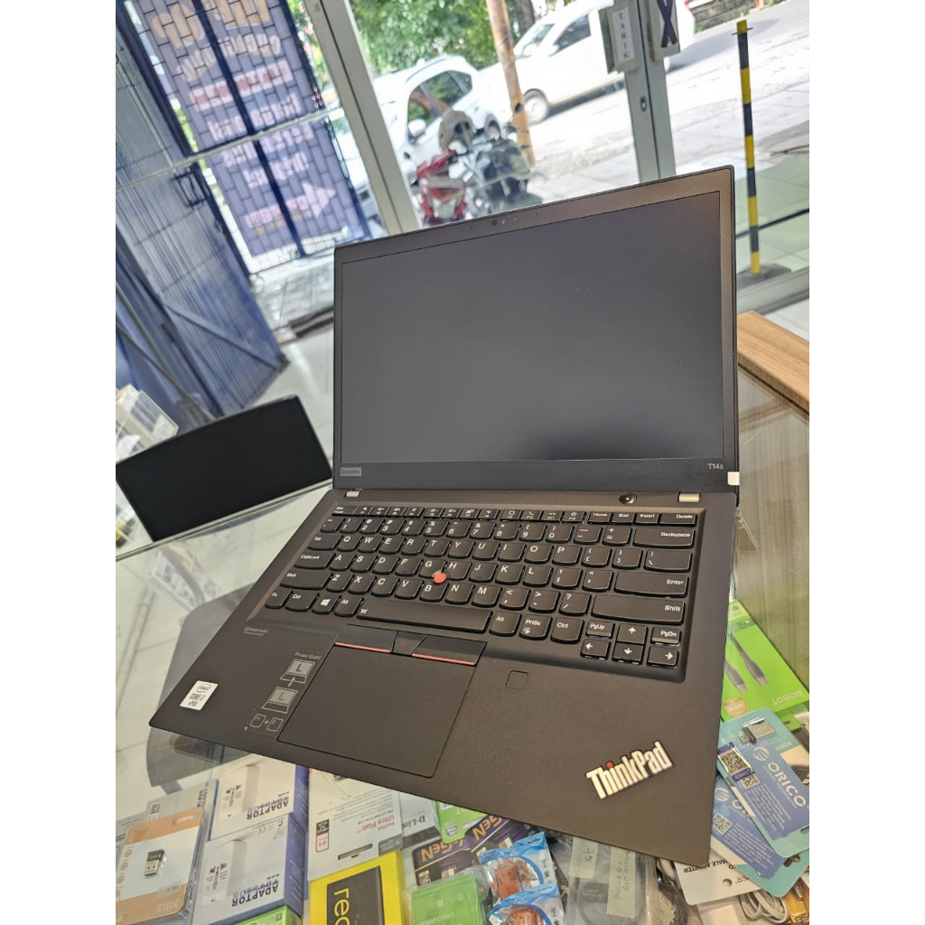 Laptop Core i7 Layar Sentuh Slim Premium