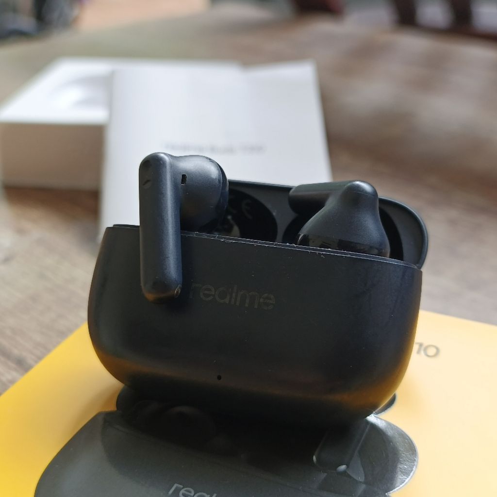 Preloved realme Buds T310 pemakaian pribadi