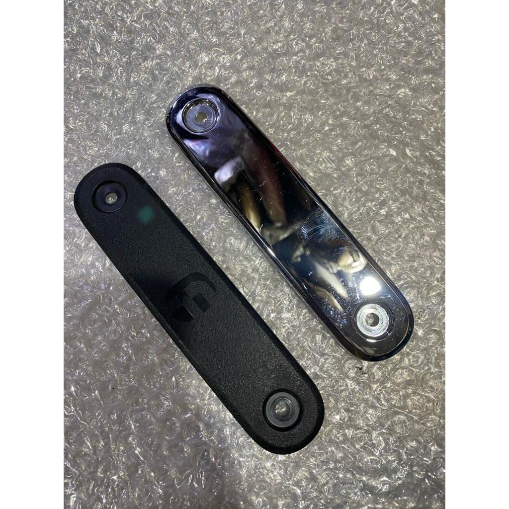 PANEL CAP GARNIS EMBLEM BODY BELAKANG FAZZIO FAZIO 125 original