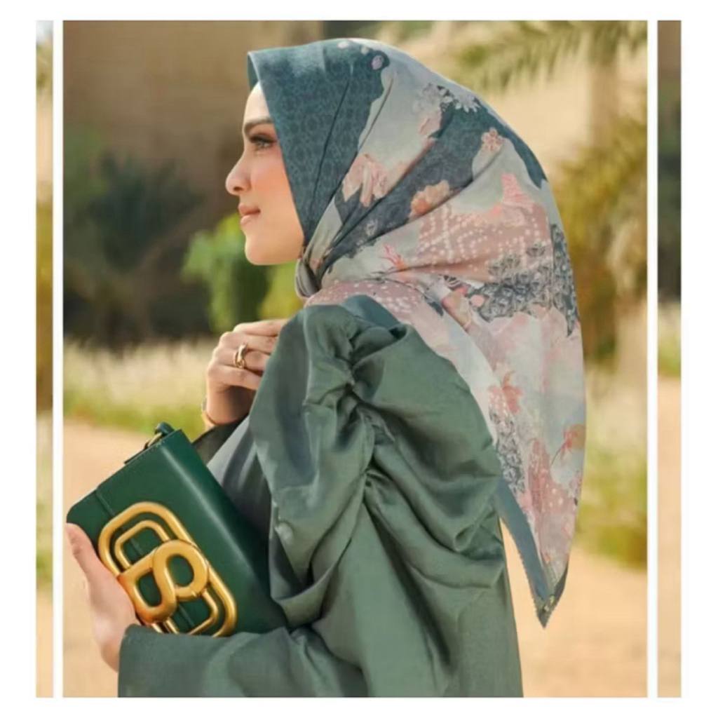 Preloved Buttonscarves x Disney Arabian Night Voile Square Xl - Crown