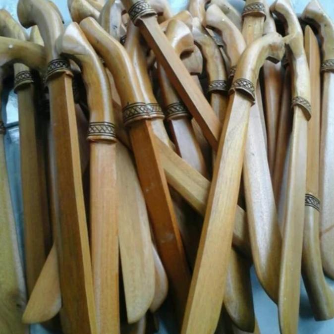 Golok IPSI Silat Kayu latihan silat untuk pemula dan usia dini