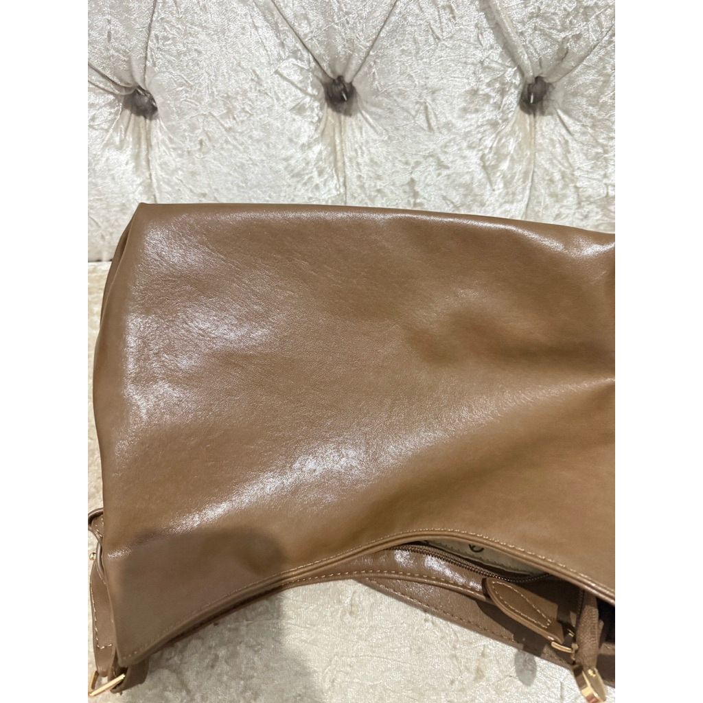 Enji shoulder bag preloved en-ji
