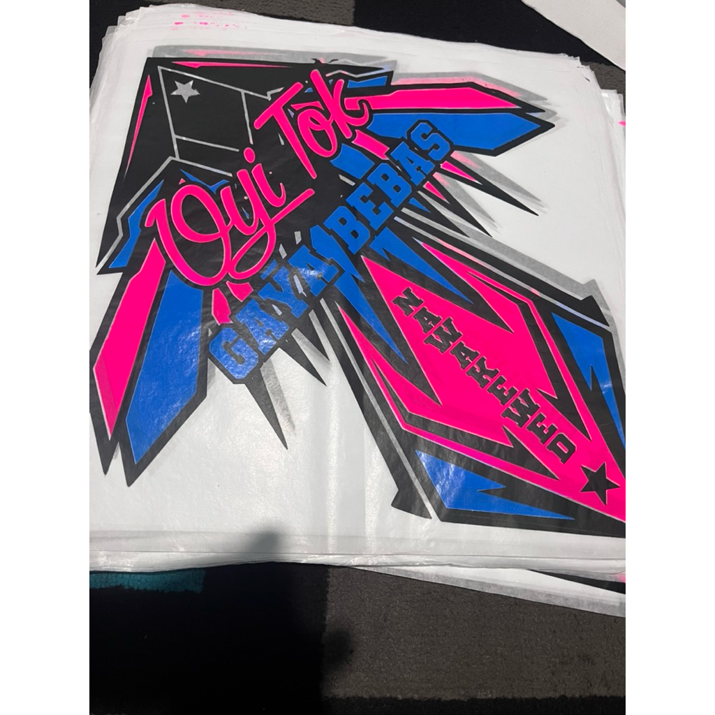 10 LEMBAR KERTAS Layangan sukhoi 3 warna oyi tok gaya bebas