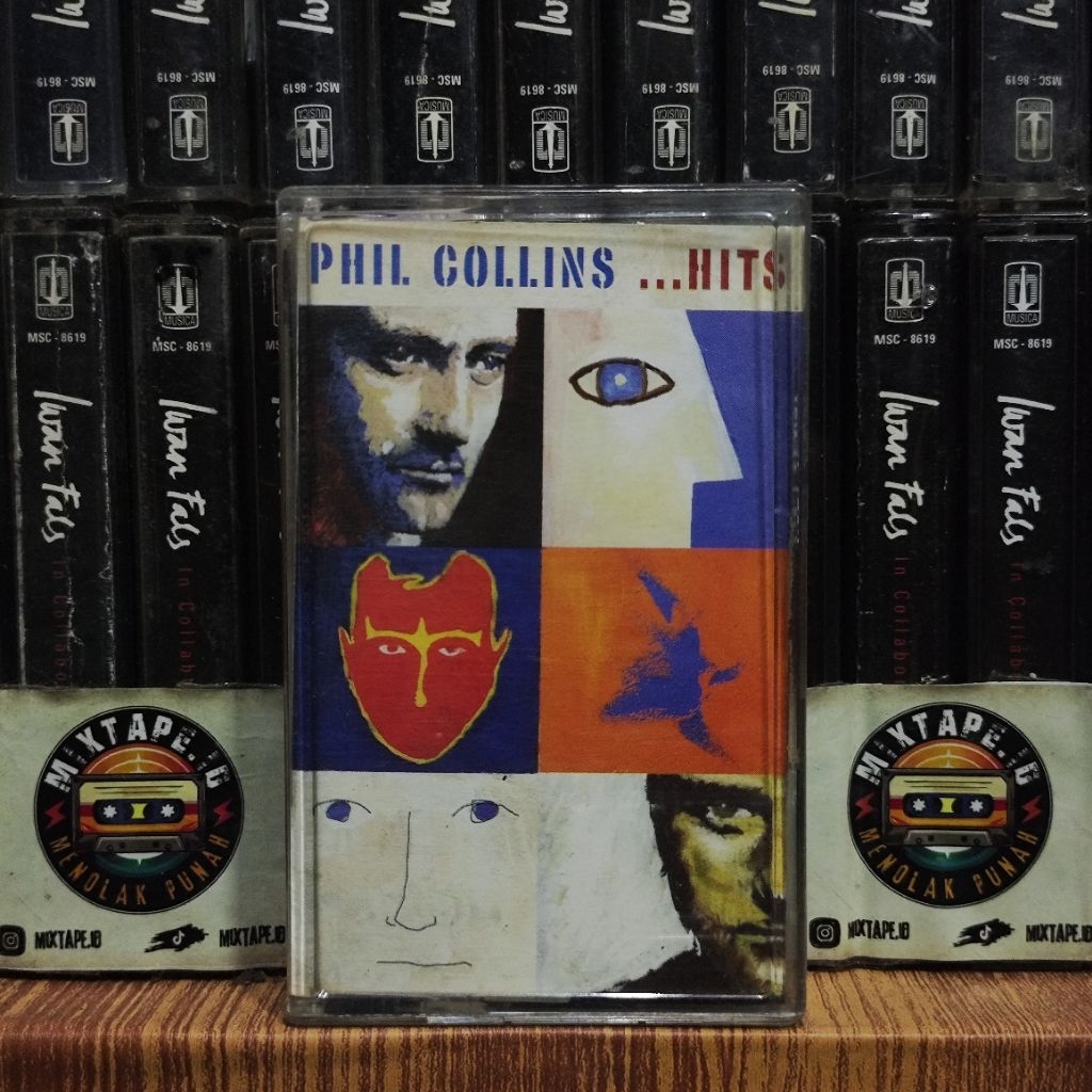 Kaset - Phil Collins - Hits - Kaset Pita - Radio Tape - Radio - Pemutar Kaset - Retro - Classic - Ca