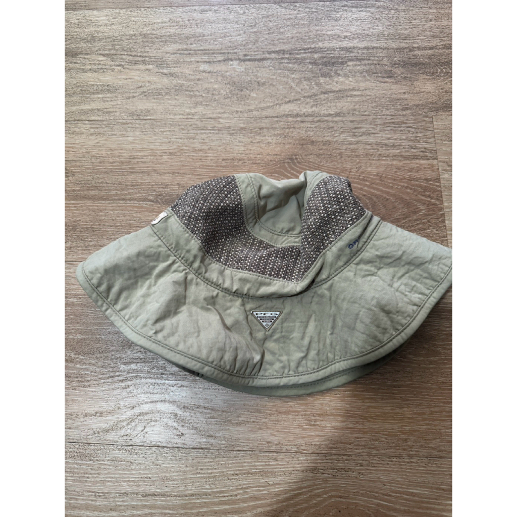 topi columbia bucket