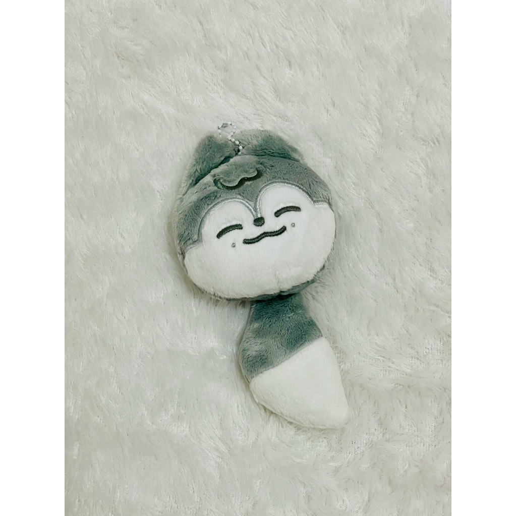 [READY SIAP KIRIM] Stray Kids Skzoo Fanmade Plush Keyring (Wolfchan)