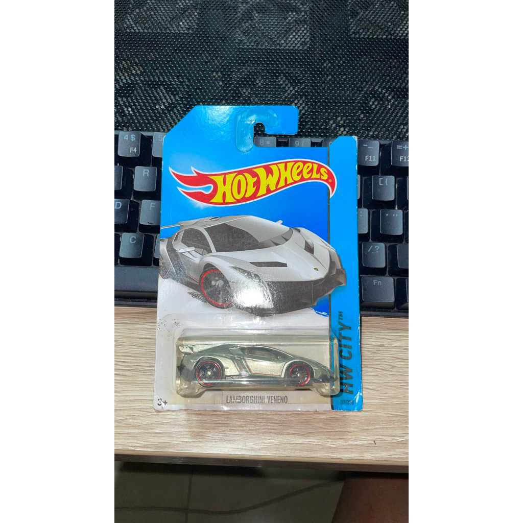 Hot Wheels Lamborghini Veneno