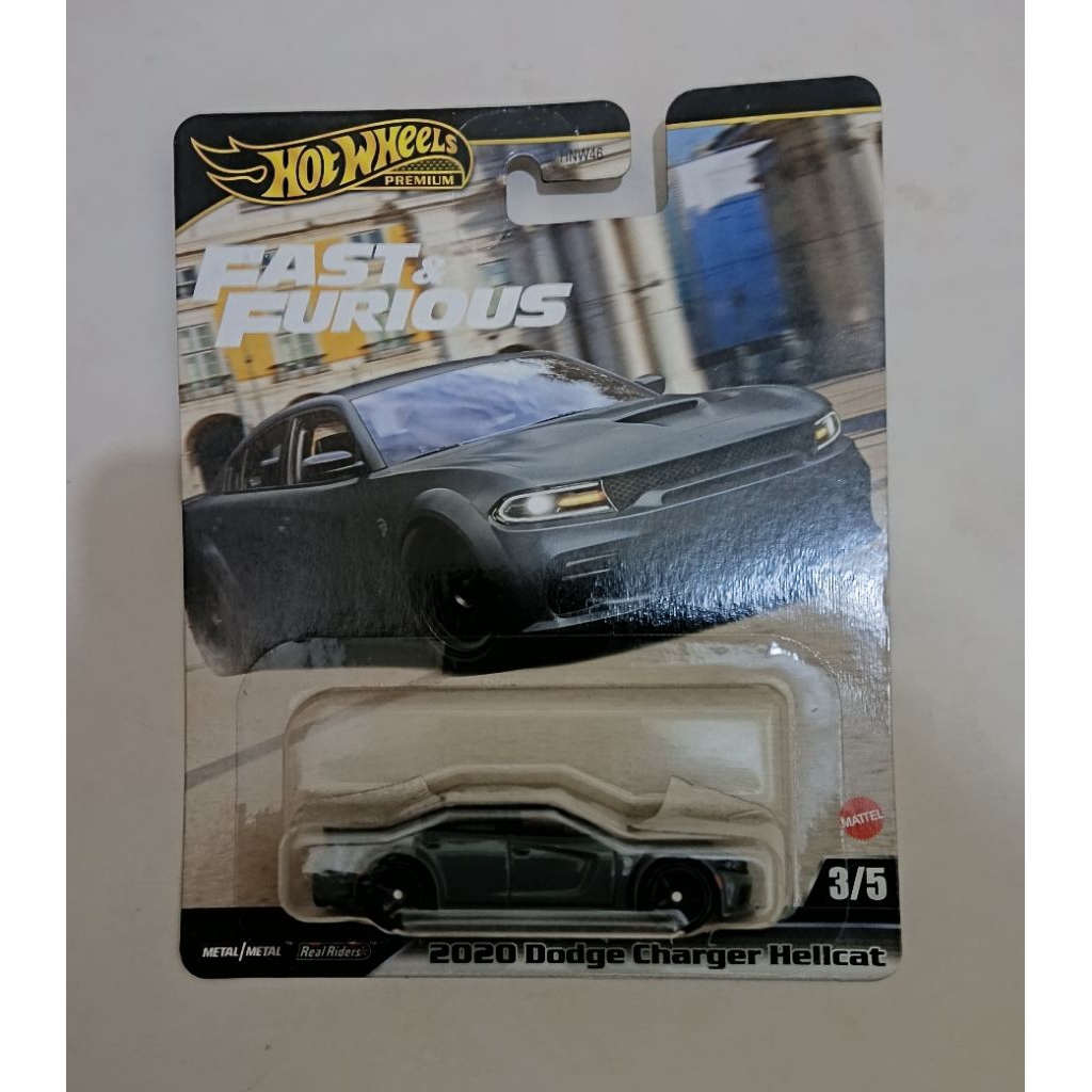 HOT WHEELS PREMIUM FAST AND FURIOUS 2020 DODGE CHARGER HELLCAT