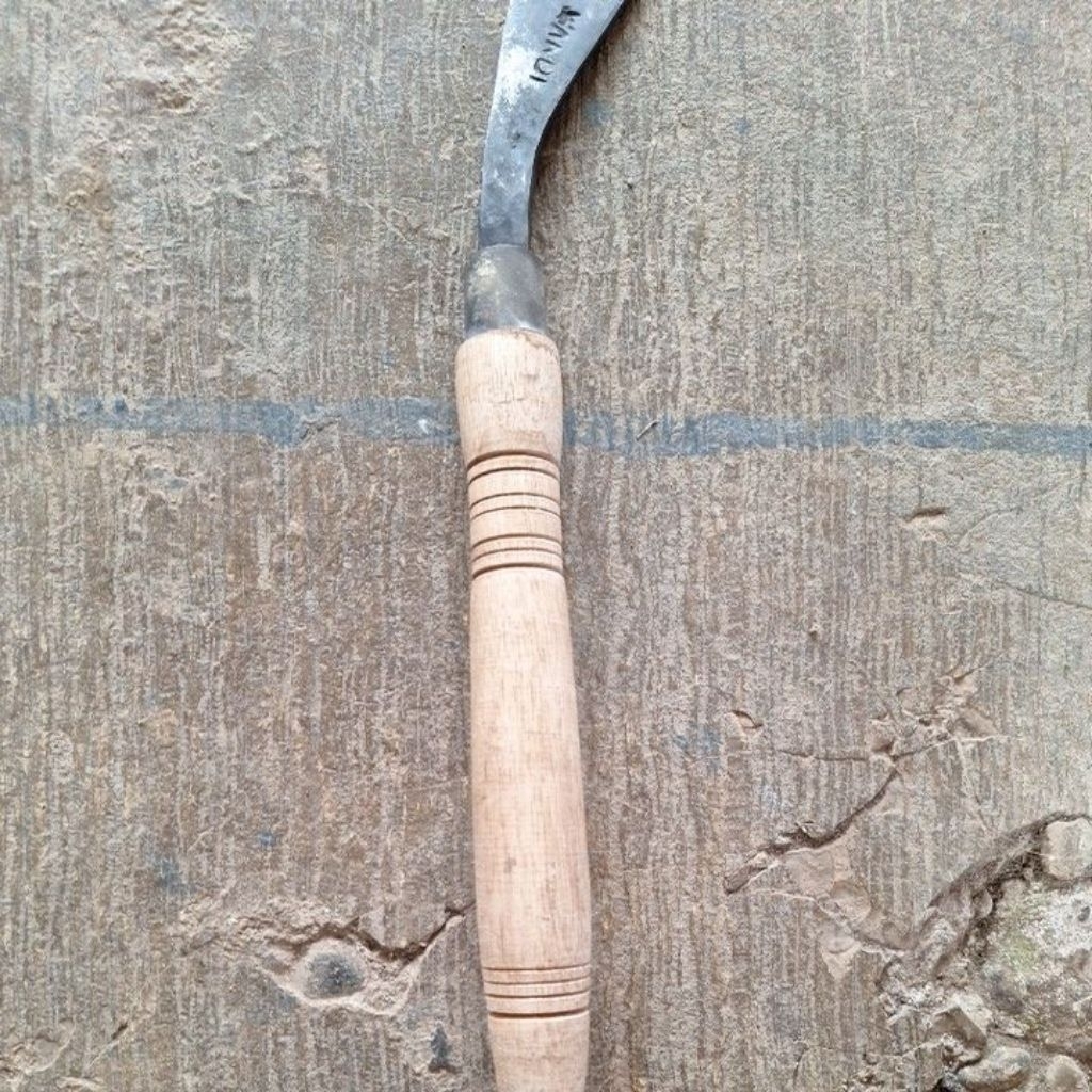 Alat Pertanian arit rumput baja sepuh