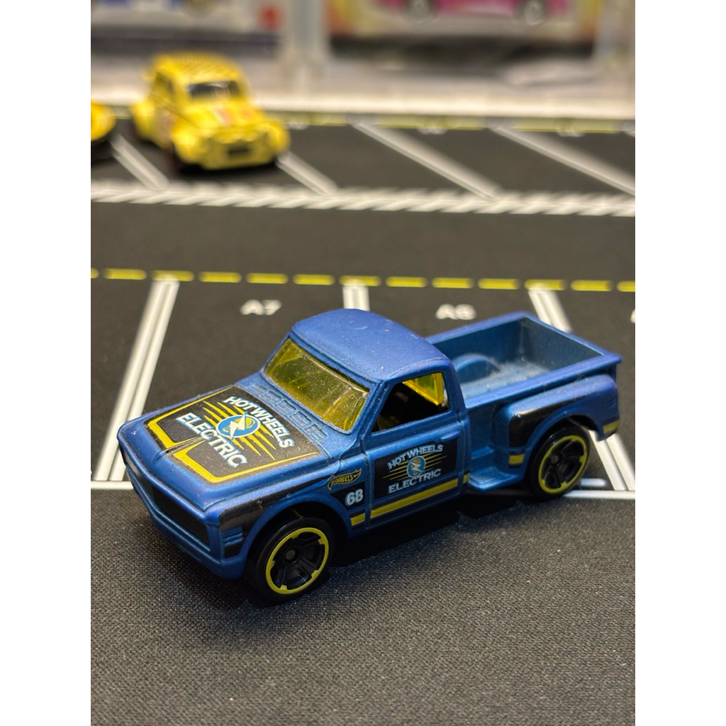 HOTWHEELS LOOSE CUSTOM ‘69 CHEVY