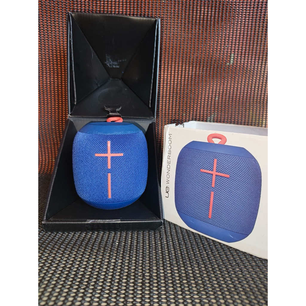 UE Ultimate ears wonderboom speaker bluetooth original