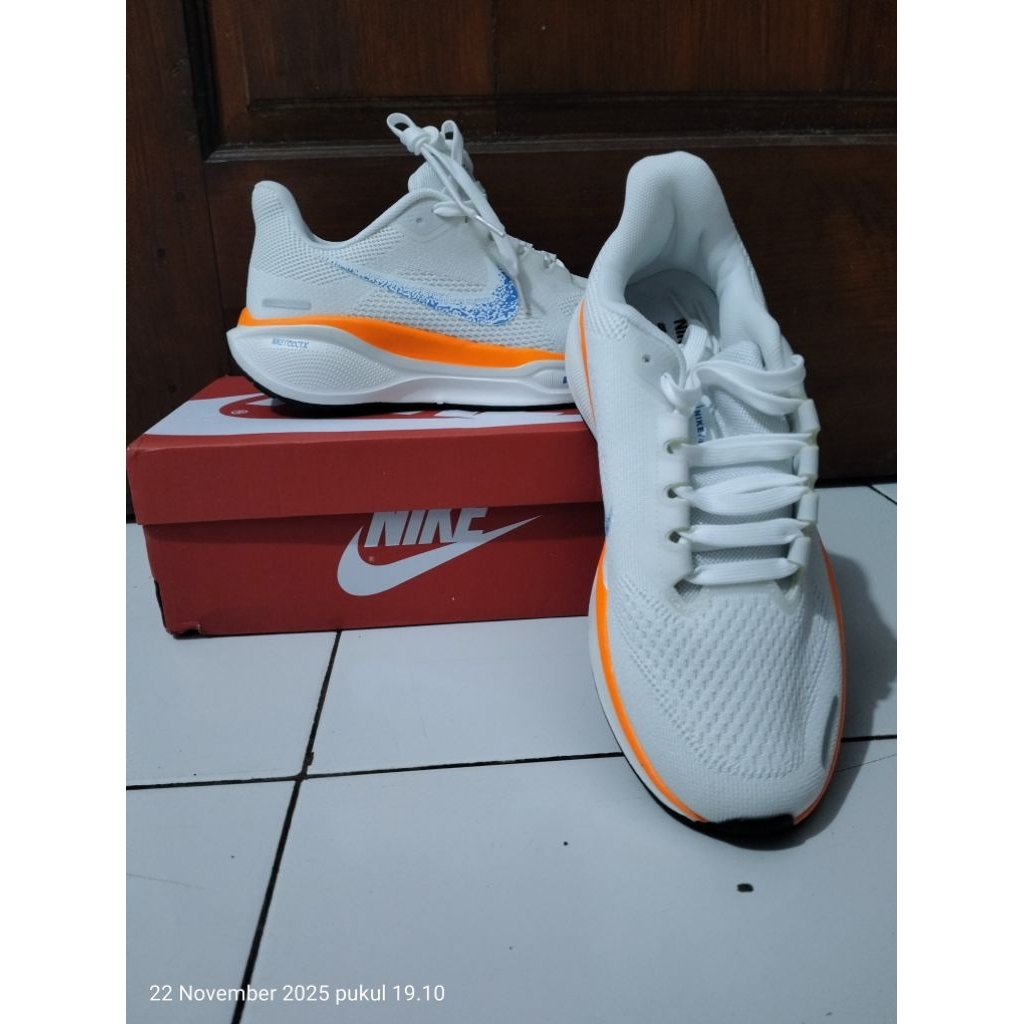 Nike Running putih pria/wanita