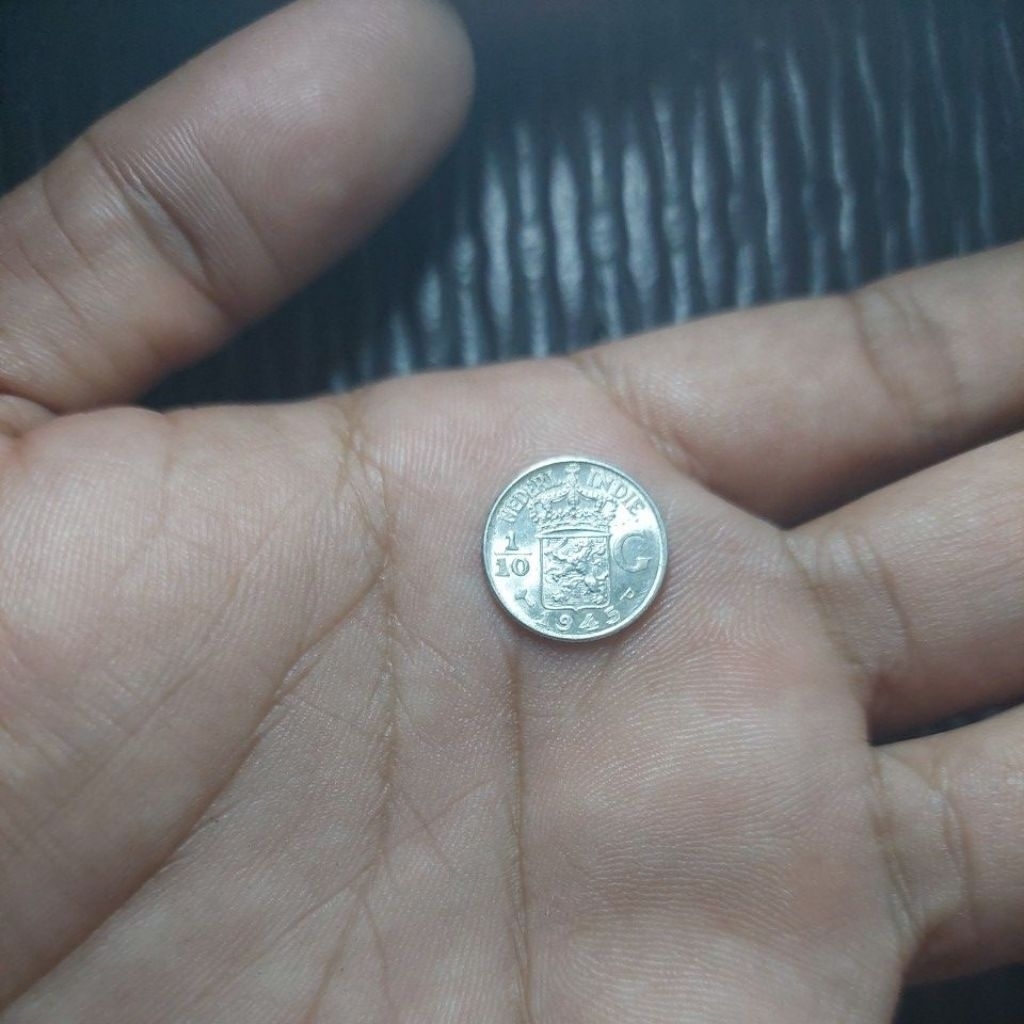 koin perak UNC 1/10 Gulden 1945 P.
