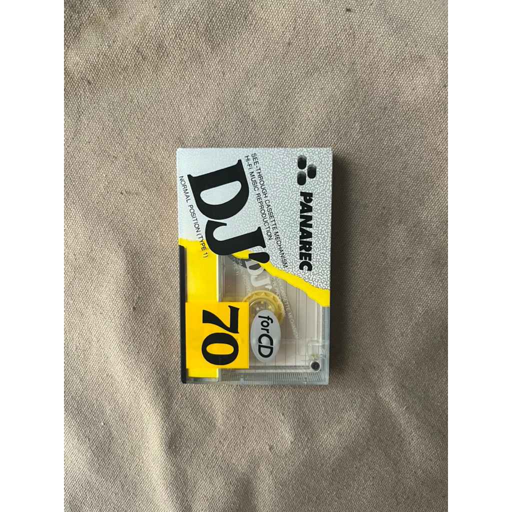 Kaset Kosong untuk Rekam Suara atau Mixtape