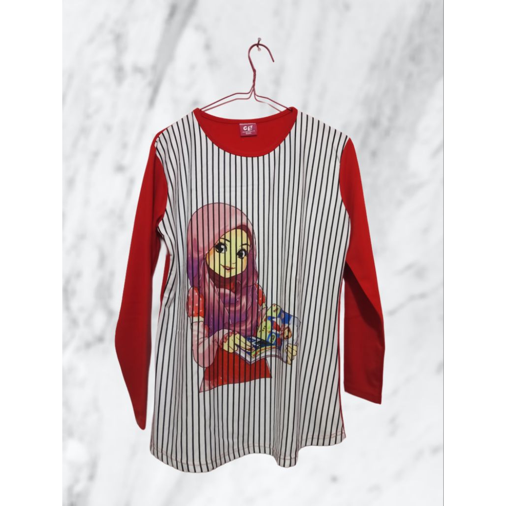 [PRELOVED LIKE NEW] Baju Kaos Anak Remaja Tanggung/Dewasa Muslimah Cartoon Street Gambar Anime Kartu