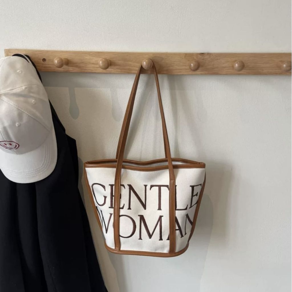 Gentle Woman Bag