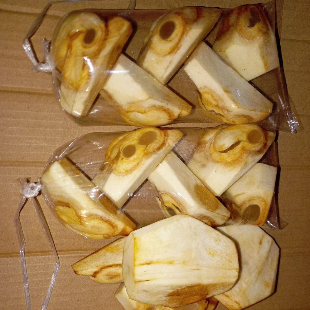 Buah Lontar Siwalan Kupas segar