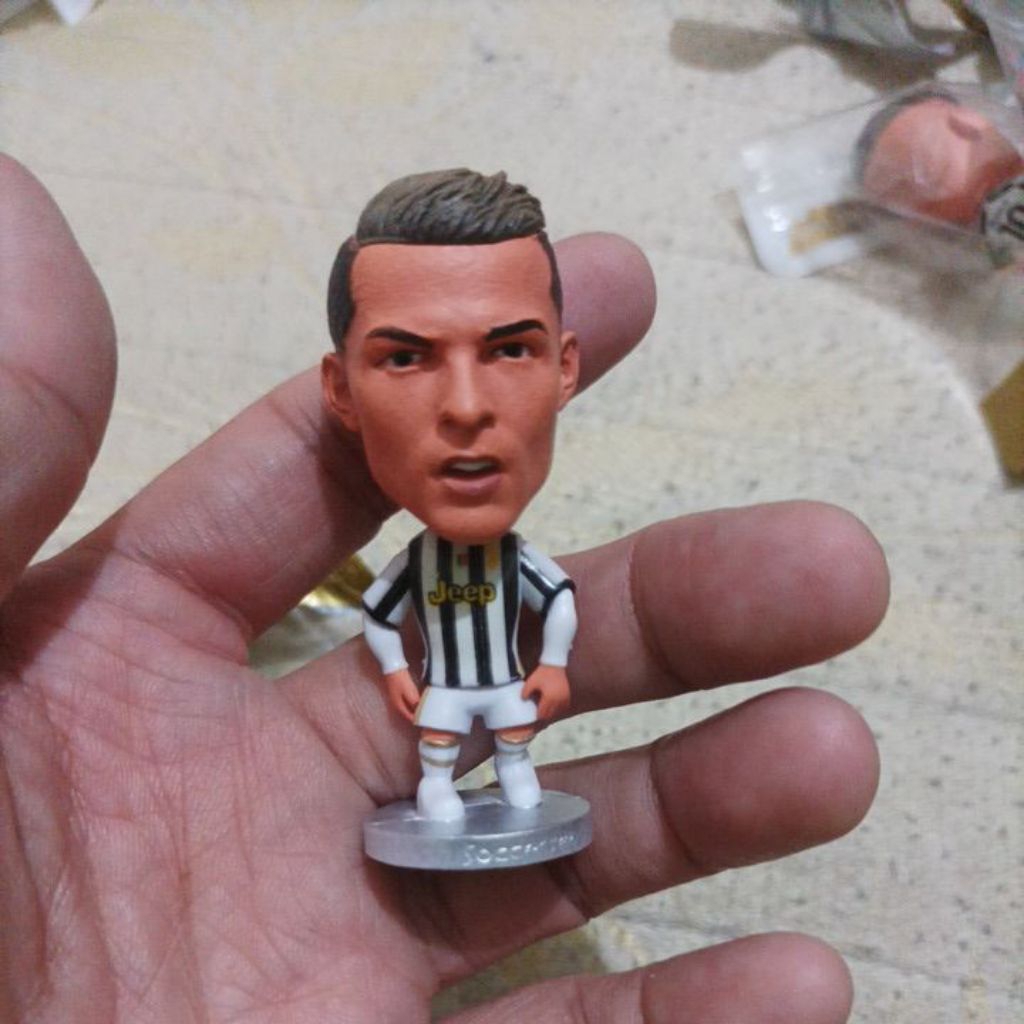 Action Figure Cristiano Ronaldo Juventus Soccerwe