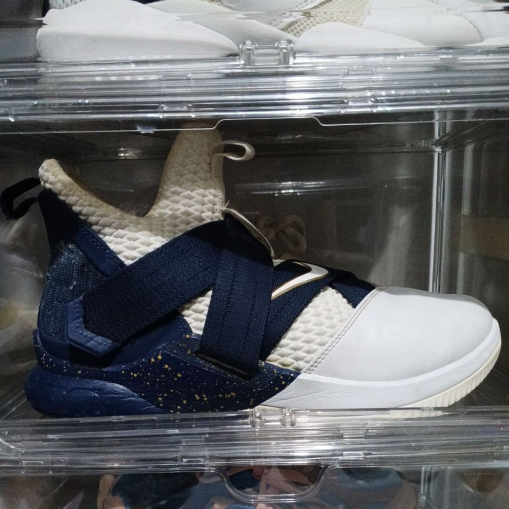 Jual Sepatu Basket Second