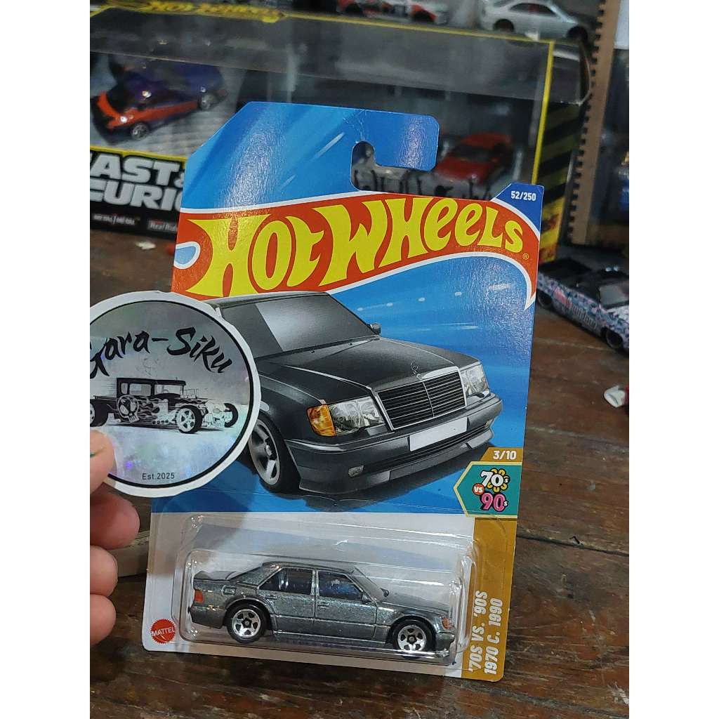 Hot Wheels Mercedes BENZ 500E Silver 2025