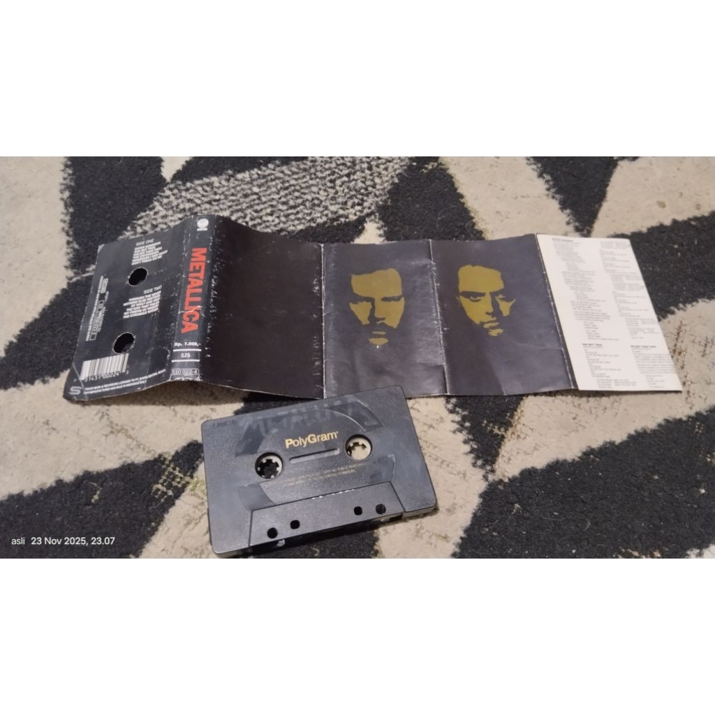 kaset pita metallica / black