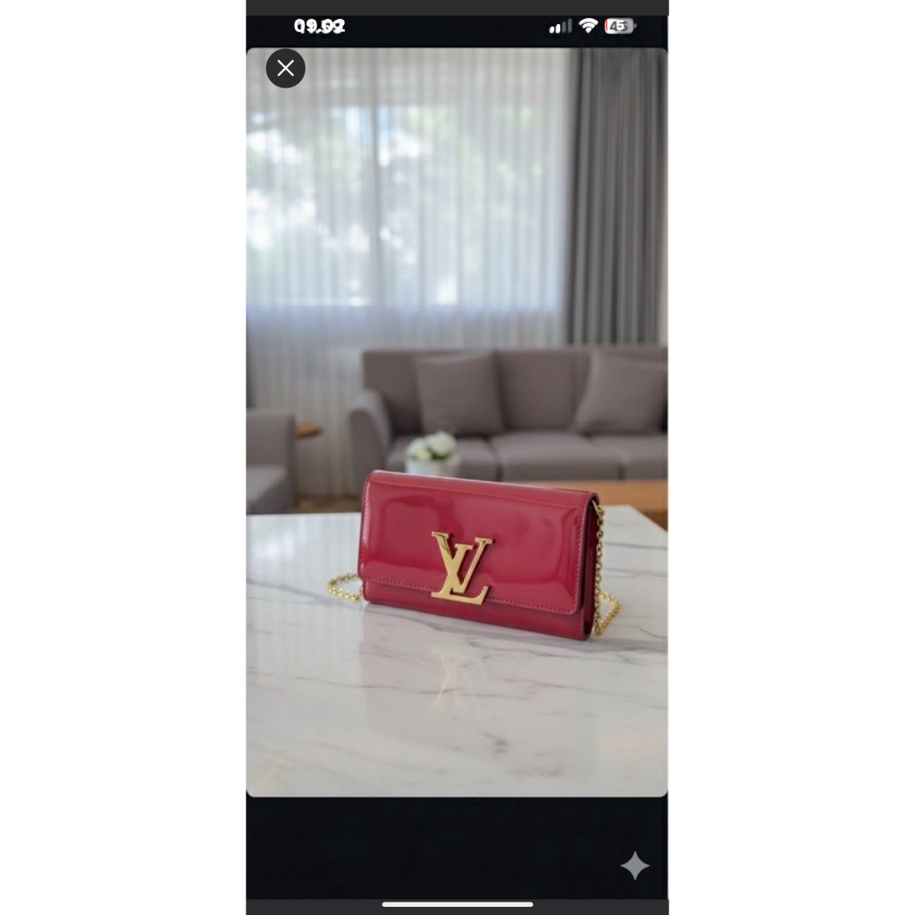 Lv red clutch mix free fun chain Authentic