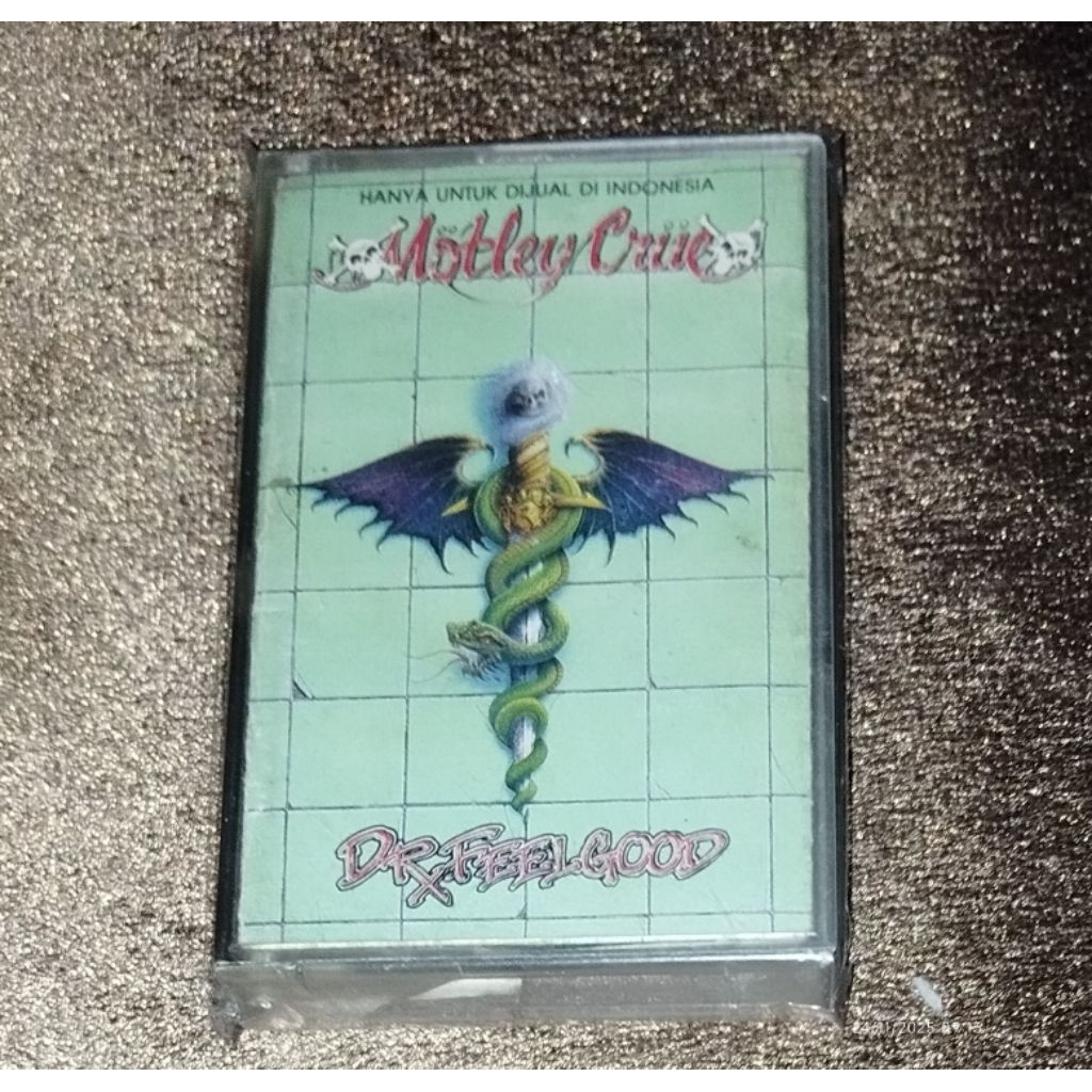 kaset pita Motley Crue ( dr feel good )