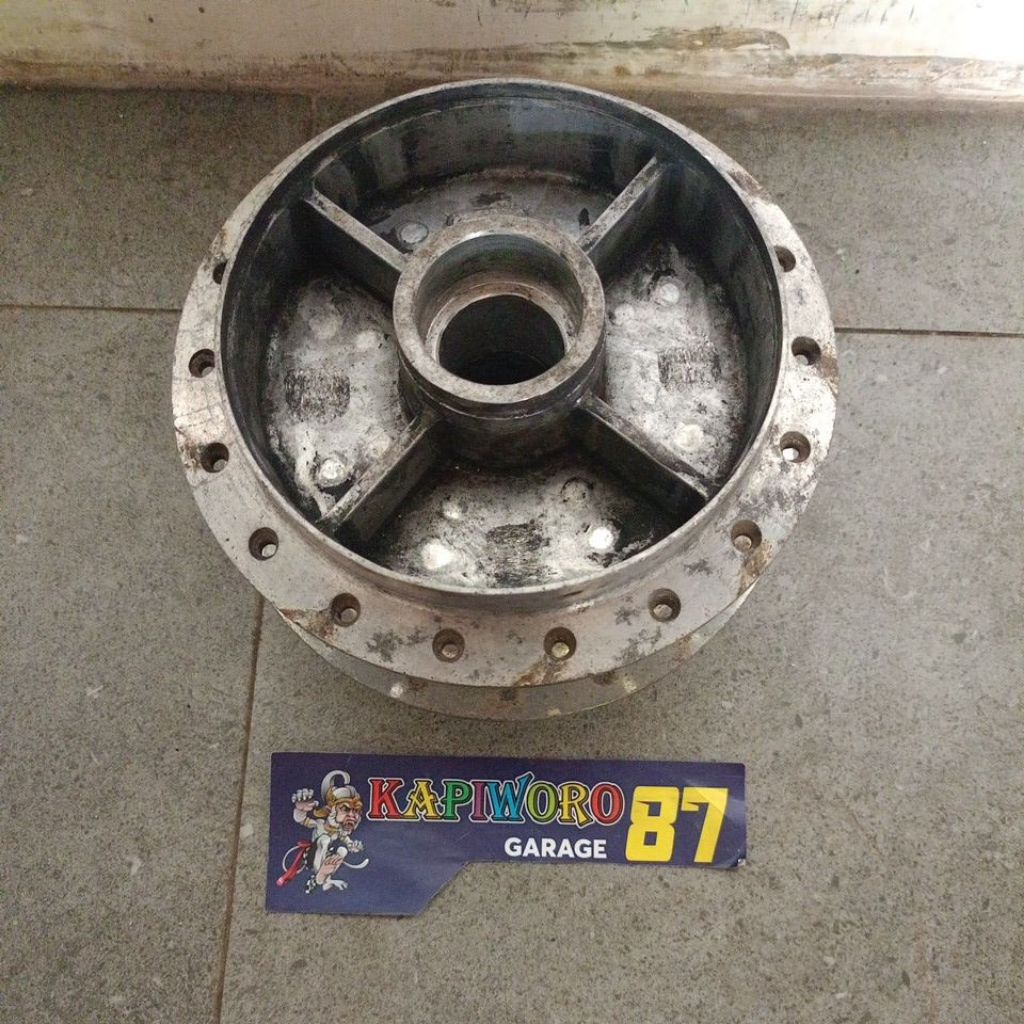 tromol belakang variasi PNP Honda CBR 150,, CB 150 R