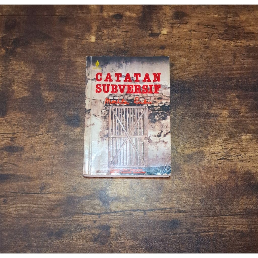 CATATAN SUBVERSIF - MOCHTAR LUBIS