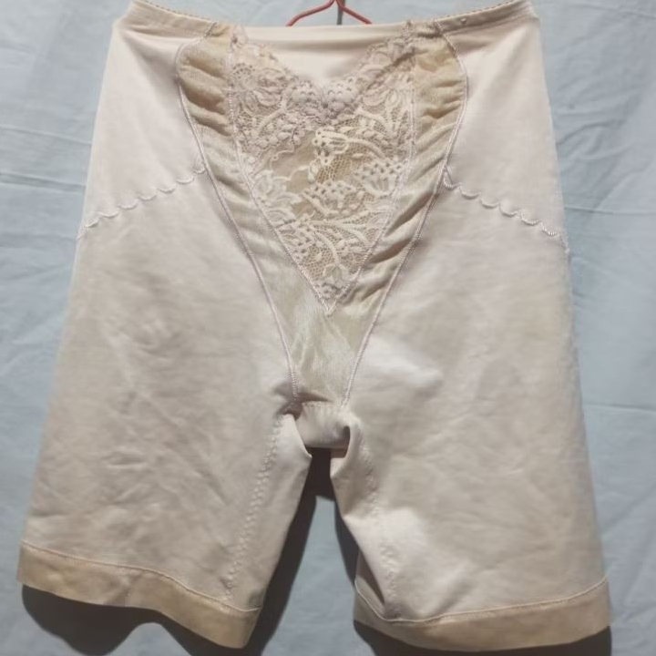 CELANA KORSET WANITA/preloved