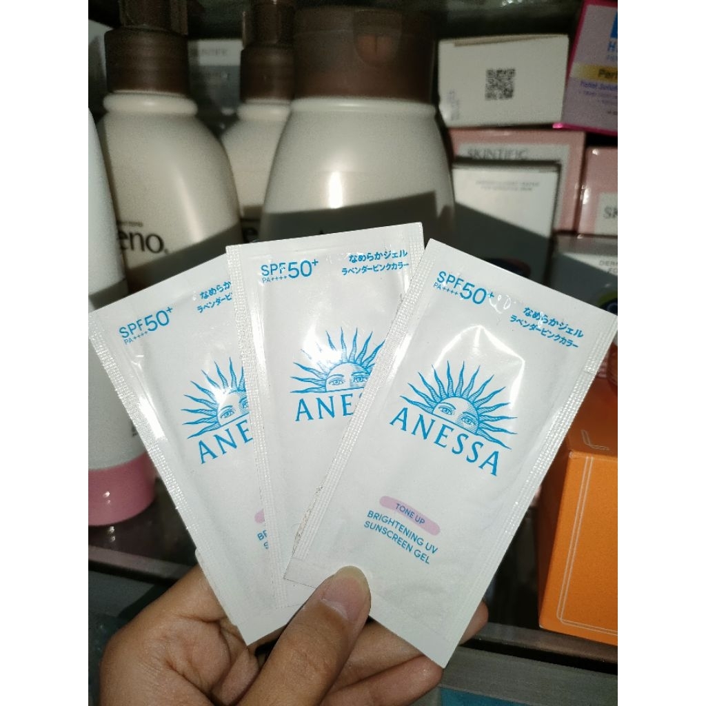 ANESSA Whitening Brightening UV Sunscreen Skin Care Gel AA 4gr Travel Size Sample