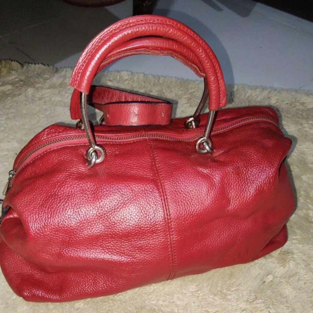 tas wanita merah kulit asli pre loved