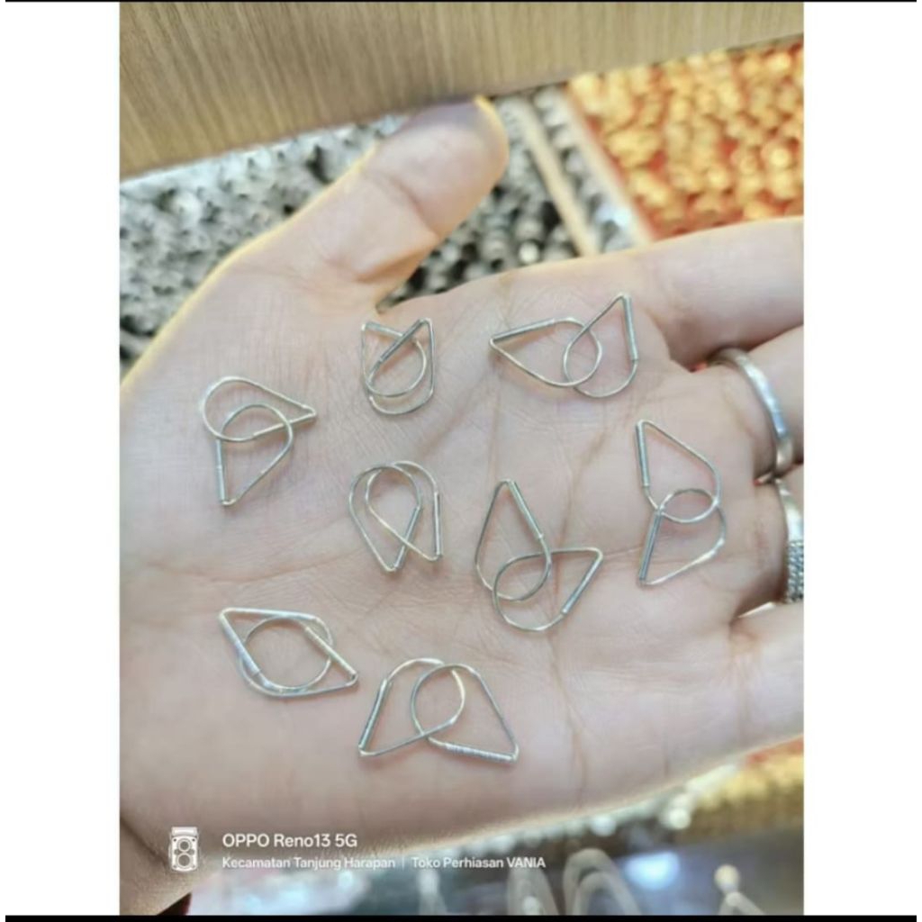 Anting tindik bayi perak