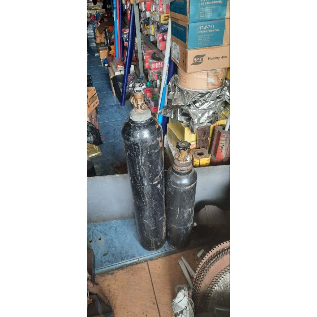 TABUNG OKSIGEN 2M3 TABUNG KOSONG Pengiriman bisa JNE TRUKING SPX. ANTER AJA