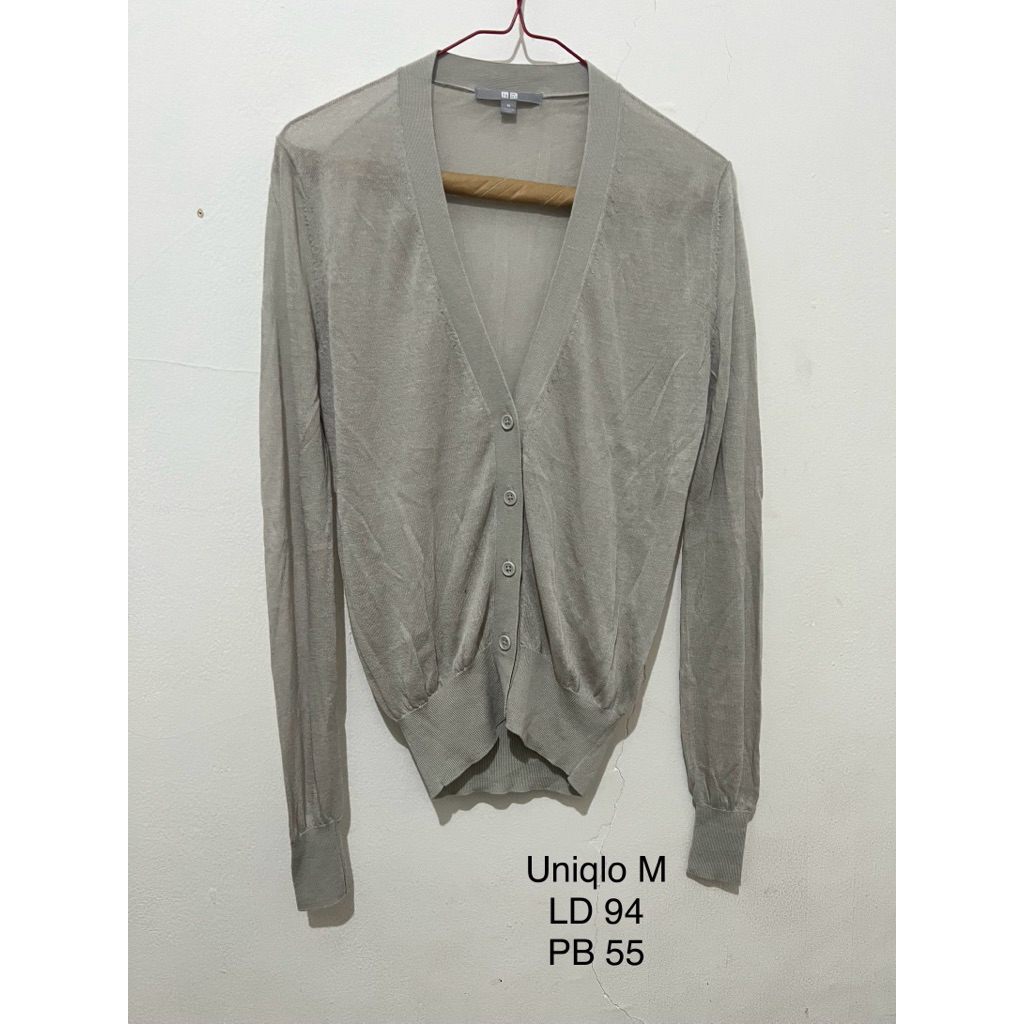 Uniqlo Cardigan Abu
