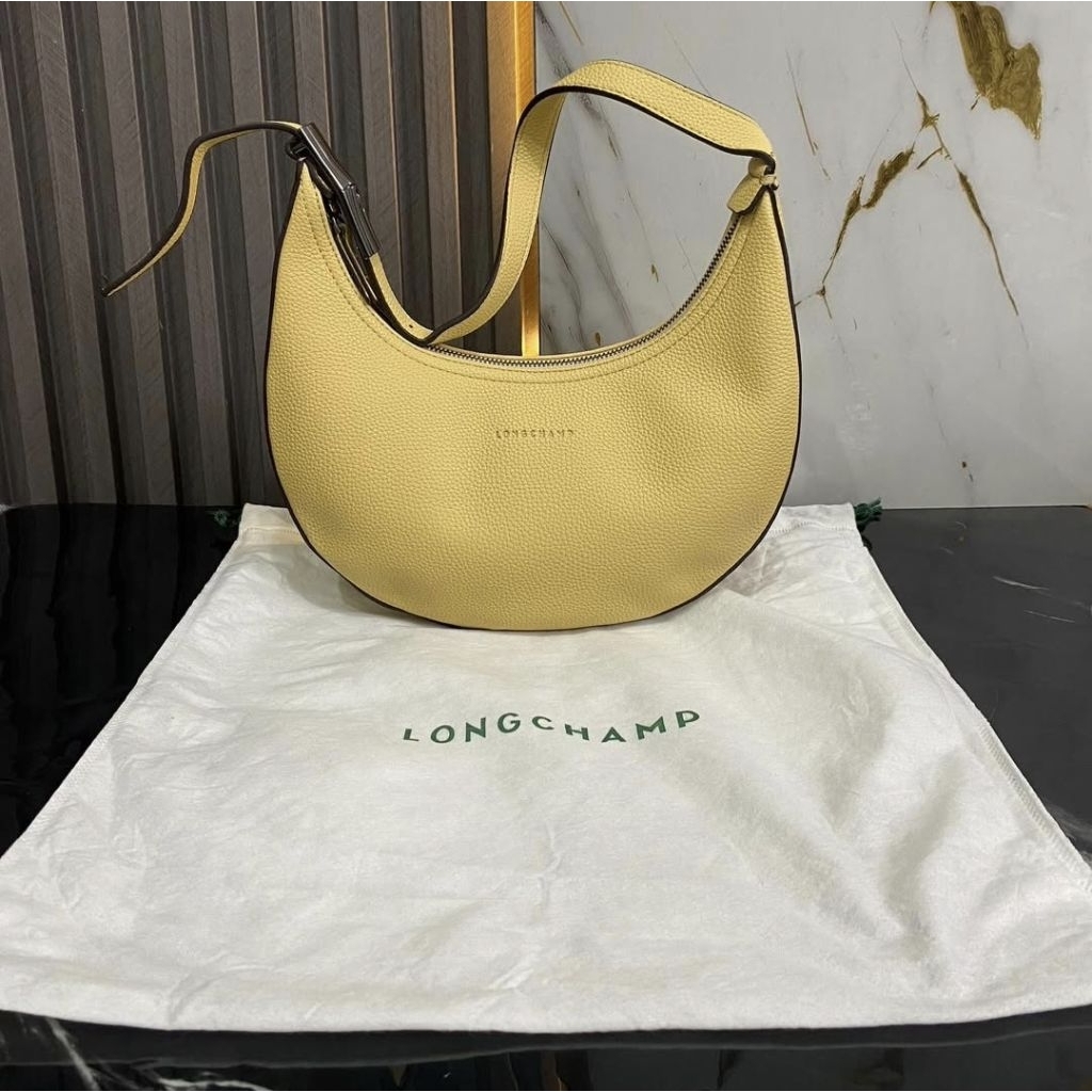 LC ROseau Essential Hobo Authen