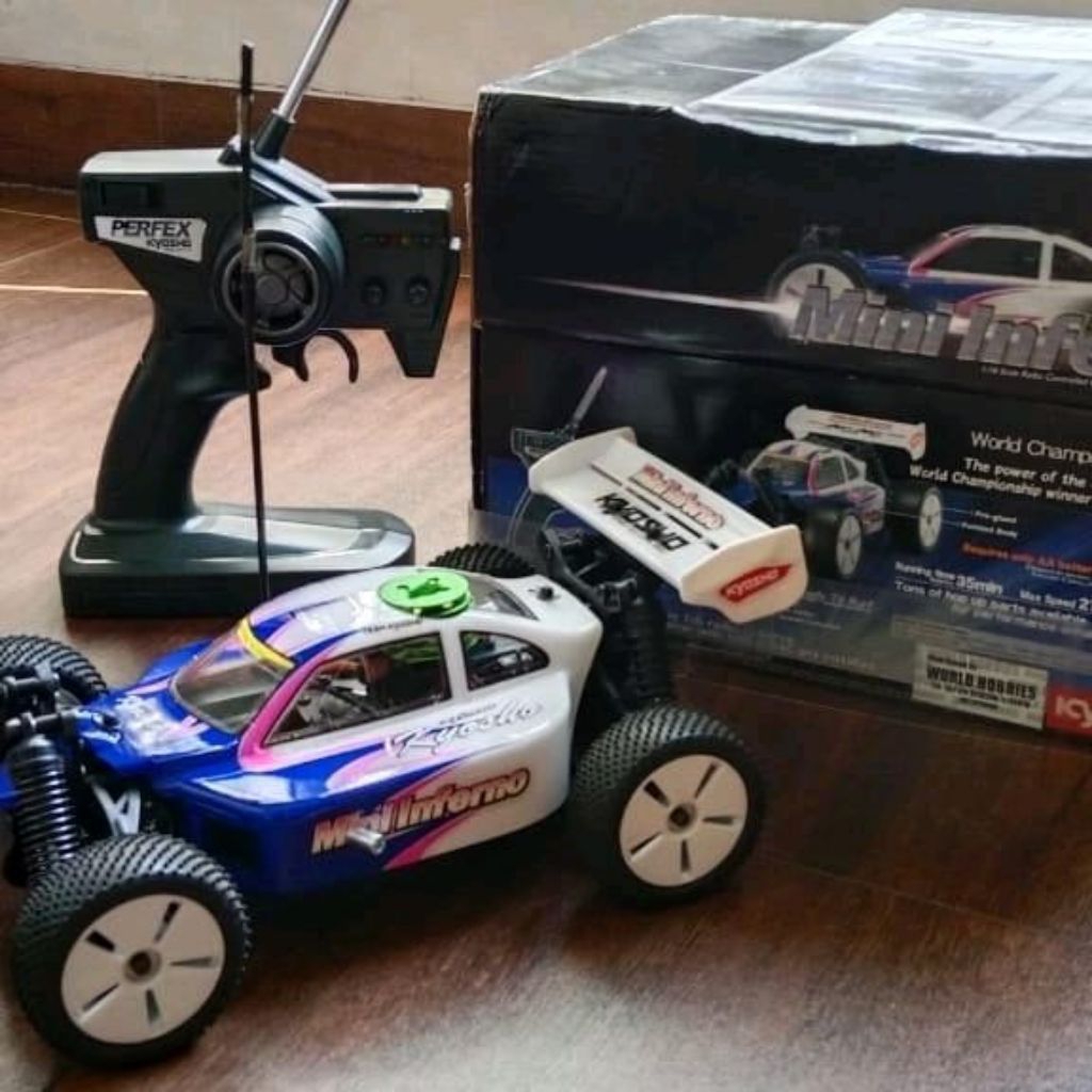 RC KYOSHO MINI INFERNO (LIKE NEW).