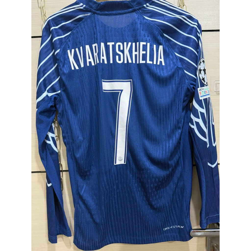 jersey psg 4th player issue longsleeve 2024