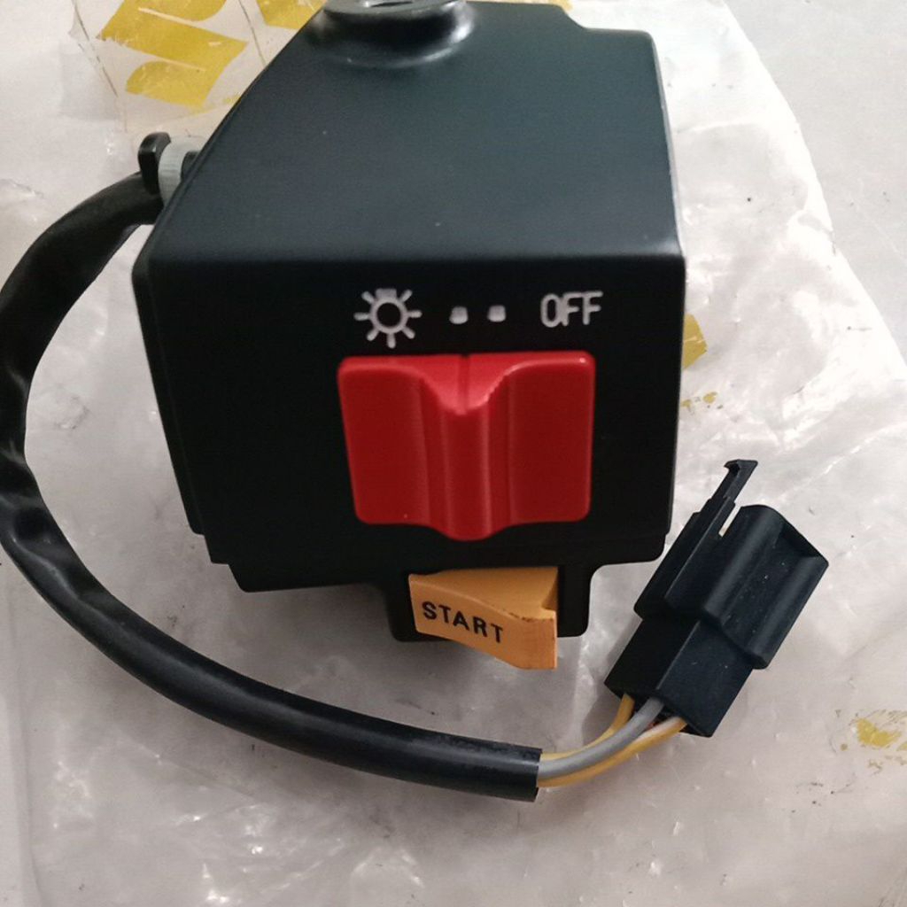 Holder kanan Suzuki Crystal