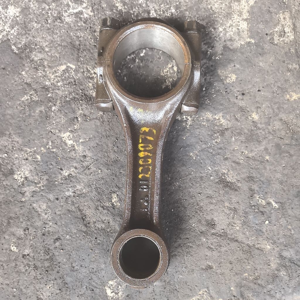 Stang Seher Stang Piston Mitsubishi Fuso 6D14